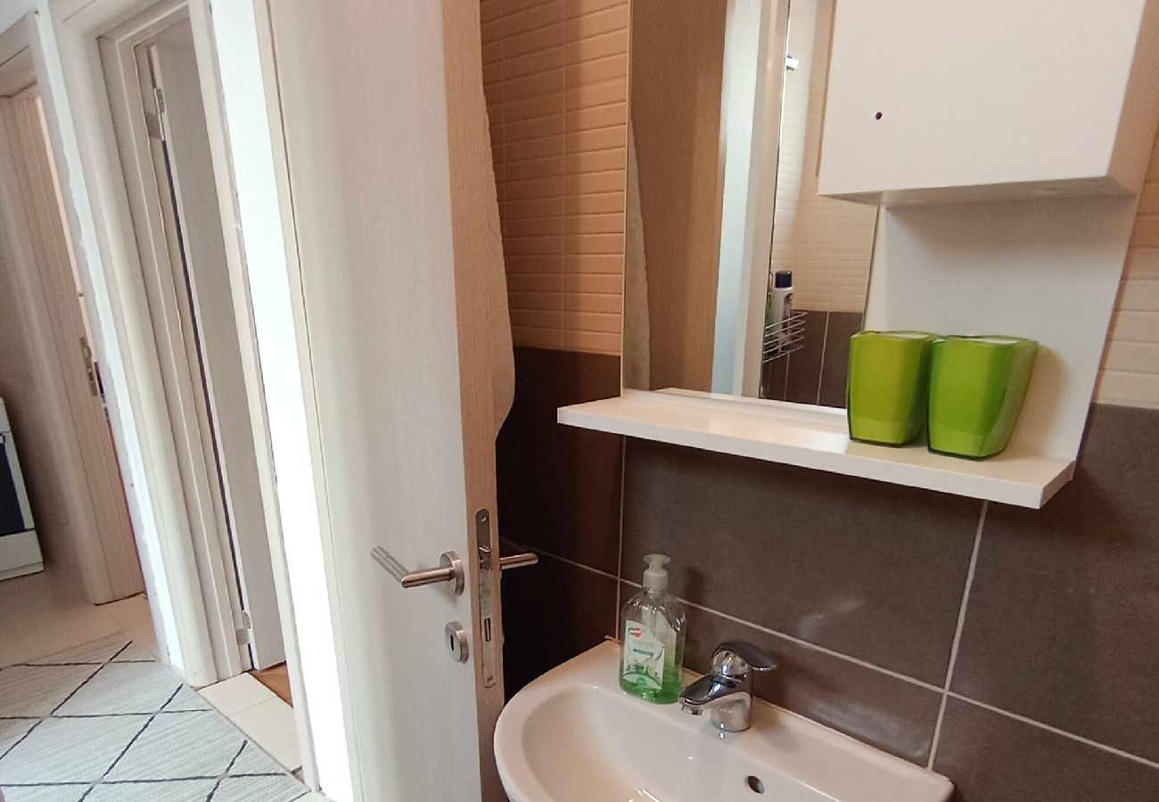 Ferienwohnung in Sutomore - Apartmani Lakovic - Enjoy the Beach 