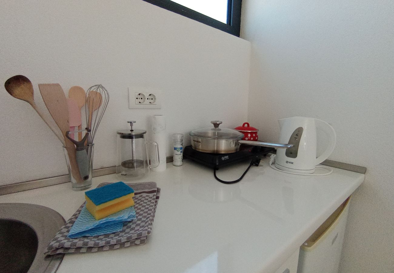 Studio in Dobra Voda - Studio Montebay Dubrava