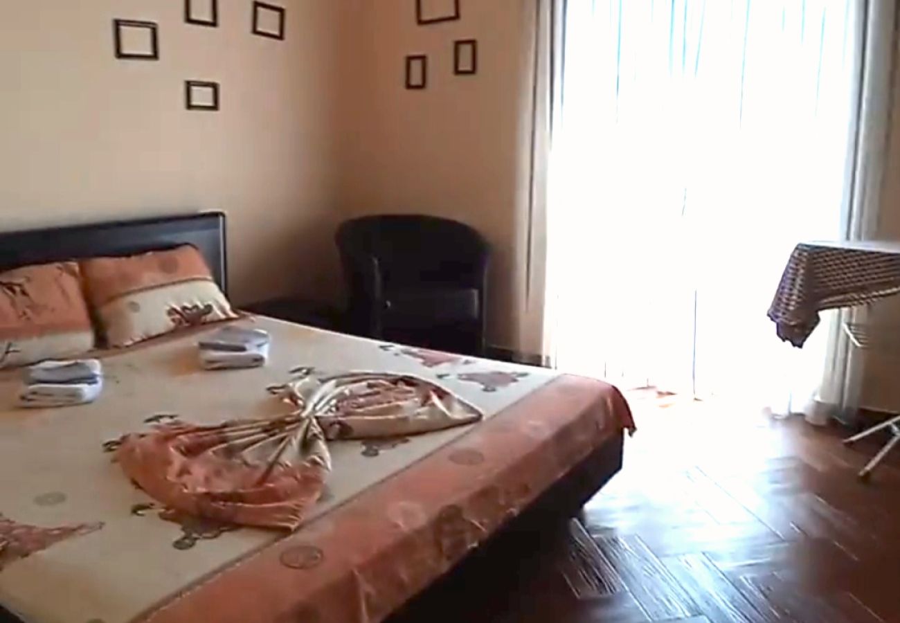 Ferienwohnung in Šušanj - Villa Delfin 1 - Deluxe Apartment in Šušanj