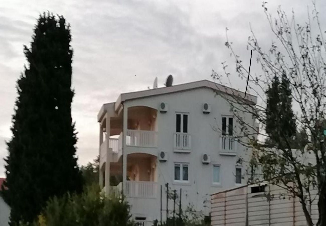 Ferienwohnung in Šušanj - Villa Delfin 1 - Deluxe Apartment in Šušanj