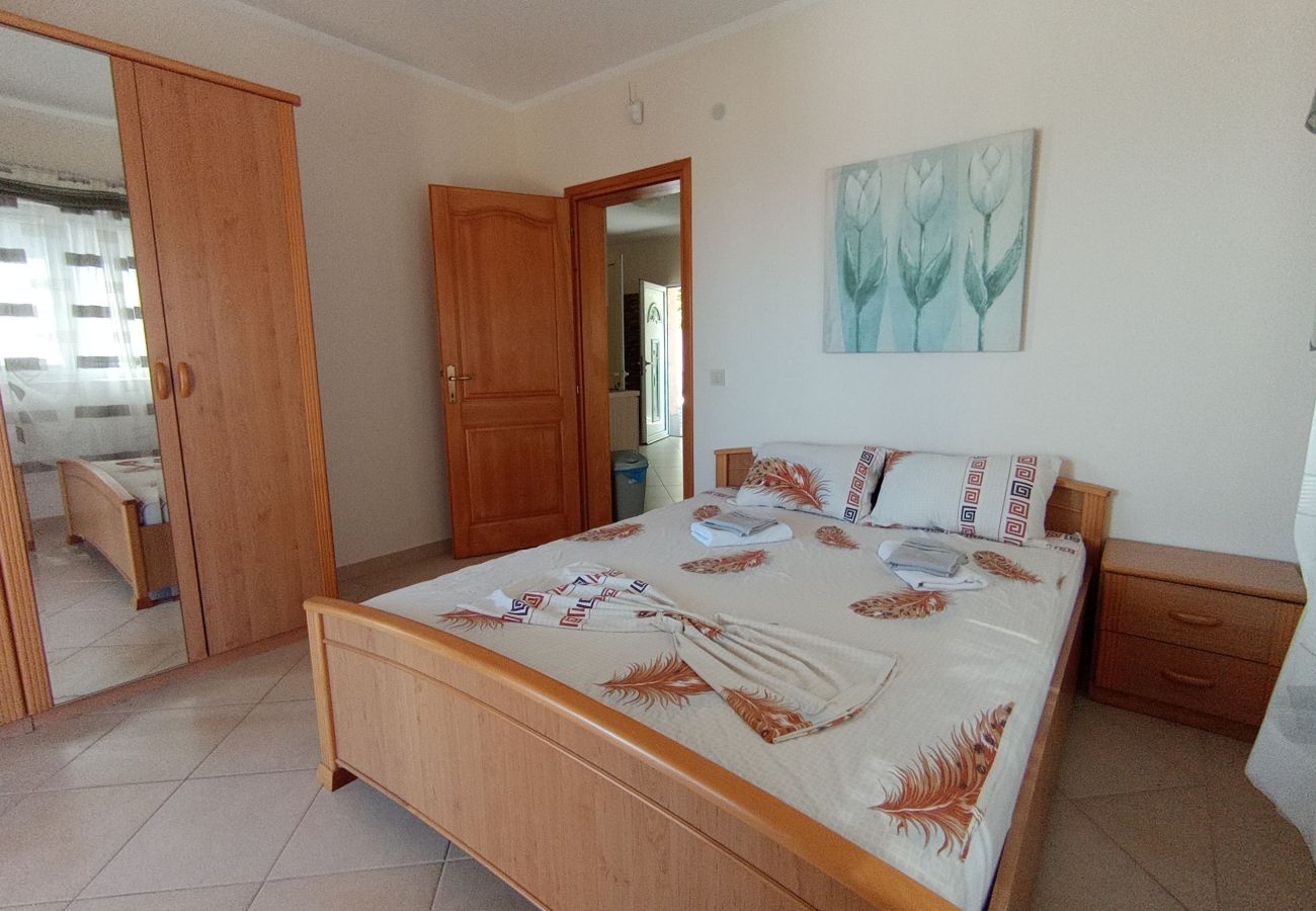 Ferienwohnung in Šušanj - Villa Delfin 2 - Apartment in Susanj