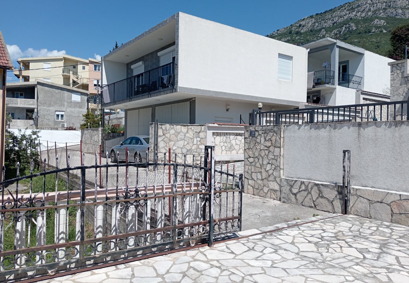 Ferienwohnung in Šušanj - Villa Delfin 2 - Apartment in Susanj