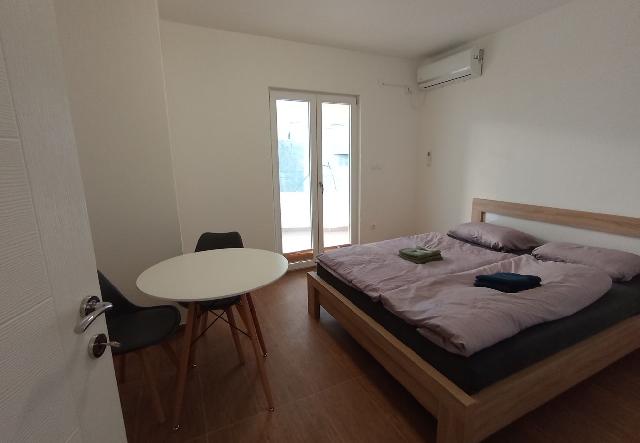 Ferienwohnung in Dobra Voda - Martin´s Apartment Dubrava (4P)