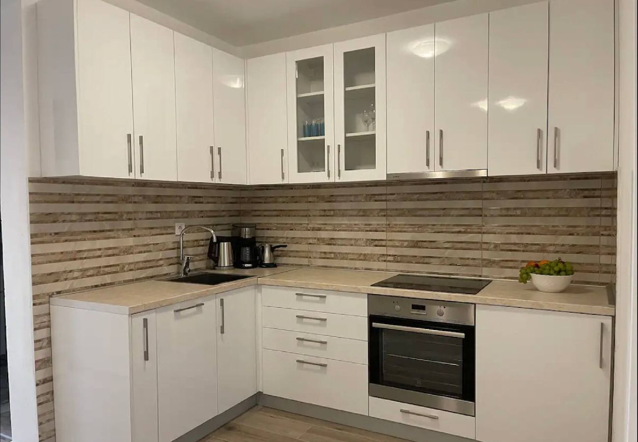 Apartment in Bar - Villa Roki - Apartment 4 Mountain View