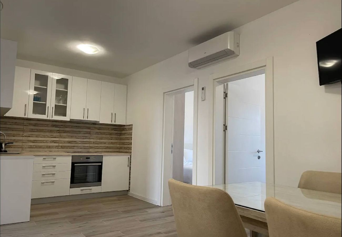 Apartment in Bar - Villa Roki - Apartment 4 Mountain View