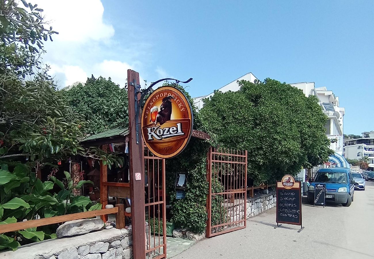 Apartment in Sutomore - Apartmani Lakovic - Enjoy the Beach