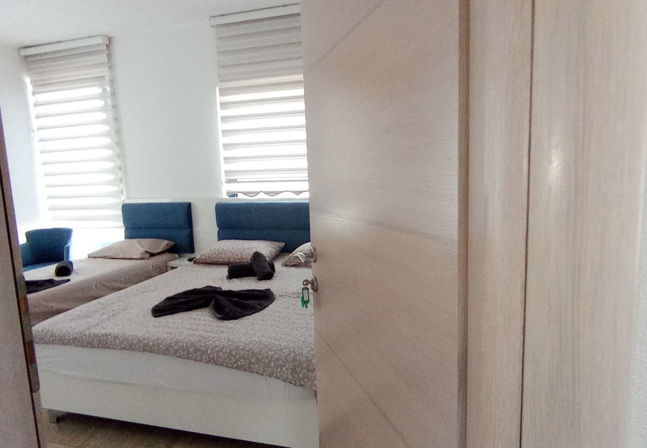 Studio in Dobra Voda - Studio Montebay Dubrava