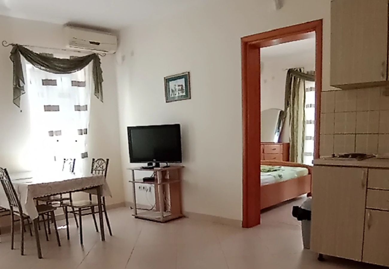 Apartment in Šušanj - Delfin 2