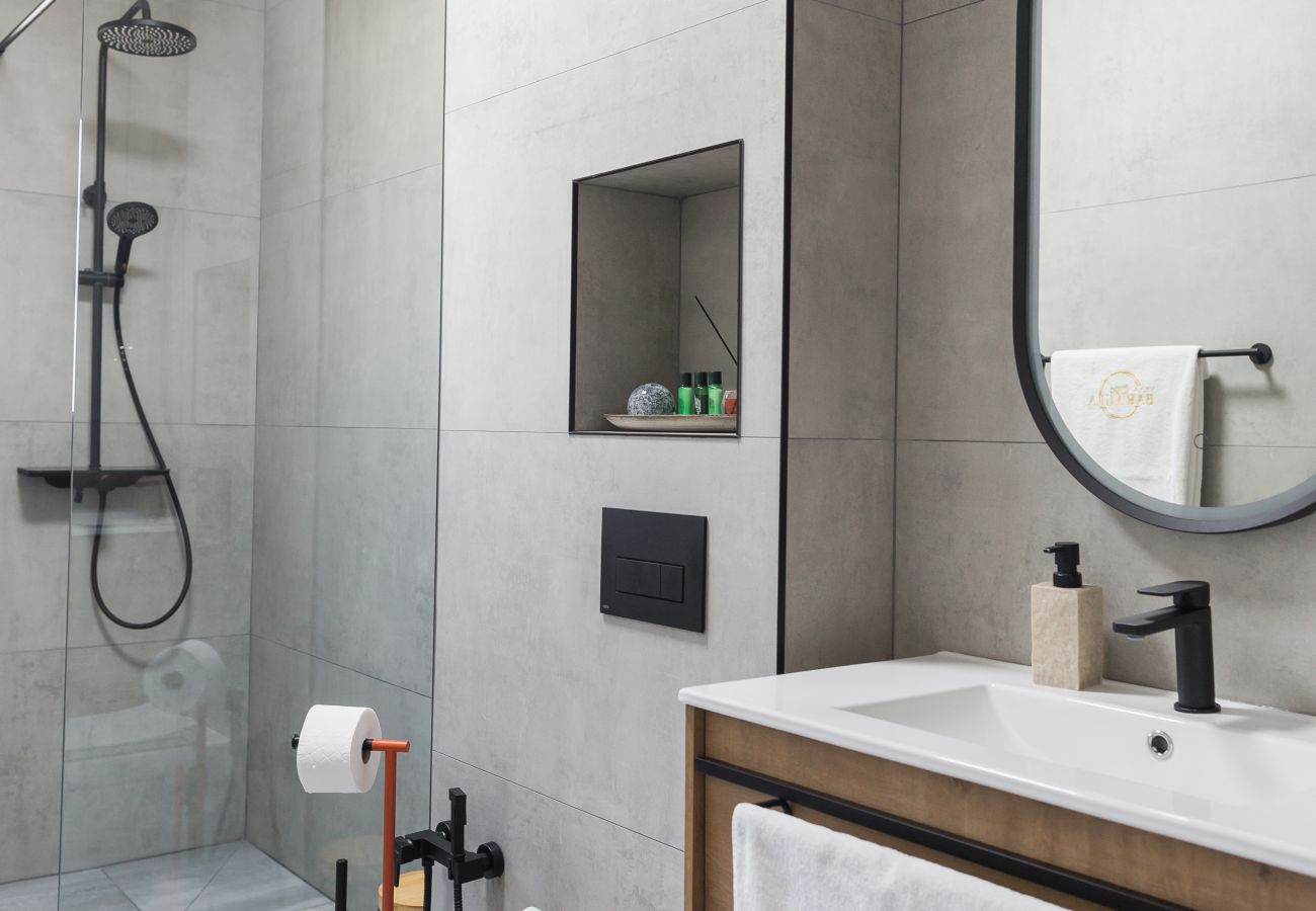 Villa in Bartula - Villa Bartula - Luxury Villa Bar