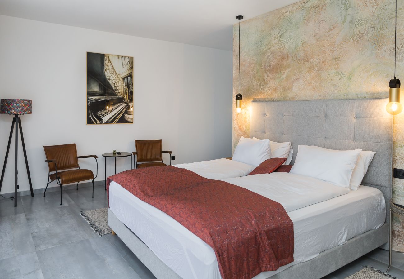 Villa in Bartula - Villa Bartula - Luxury Villa Bar